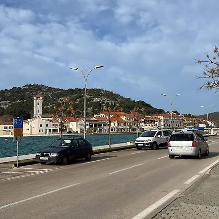 Apartmán 1 Istocna Gomilica