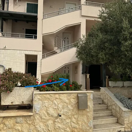 Apartmán 1 Istocna Gomilica