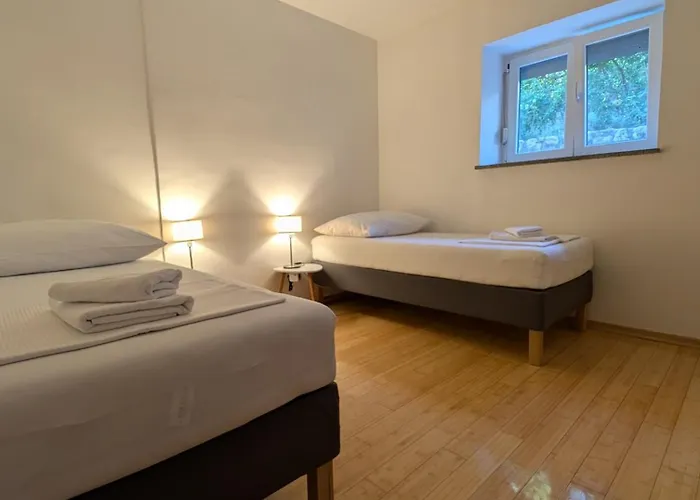 Apartman 1 Istocna Gomilica Tisno